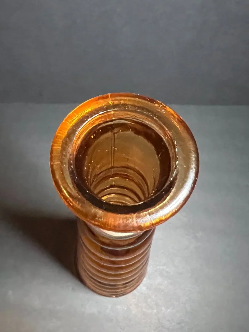 VTG Handmade 100% Recycled Orange Glass Beehive Ribbed Decanter Bottle w Stopper